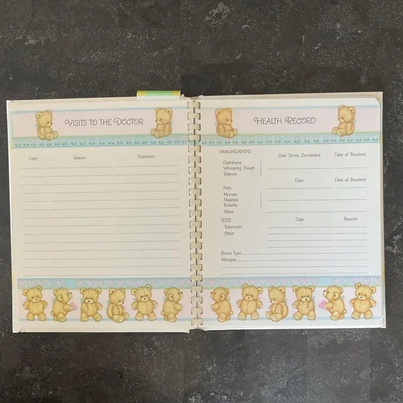 Vintage 80s Hallmark Keepsake Album adopted child baby memory book unisex - Picture 11 of 16